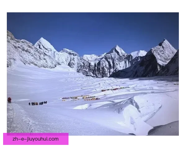 征战巅峰:登山壮举绽放再现 征战巅峰:登山壮举绽放再现