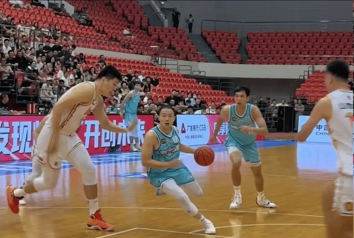 yid, 队的青睐, 了加盟青岛 yid, 队的青睐, 了加盟青岛
