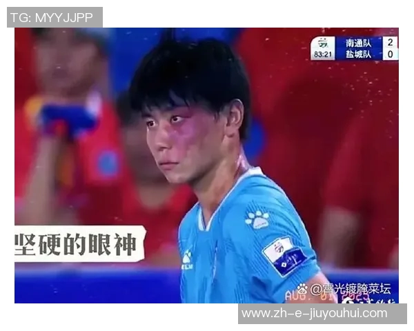 足球场上的智慧之星：那些既踢得好又有文化的球员们