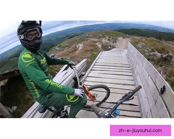 山地车联赛：挑战极限，速度飞驰