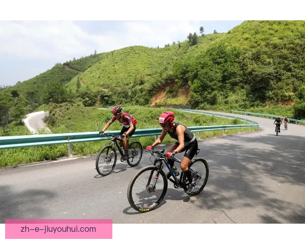 挑战极限，铁人三项邀请赛精彩纷呈