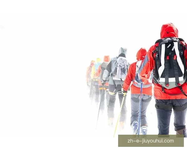 暴雪攀岩挑战赛：精彩比拼引爆热潮