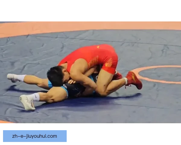 激烈角逐！最新摔跤赛事精彩战况直播报道