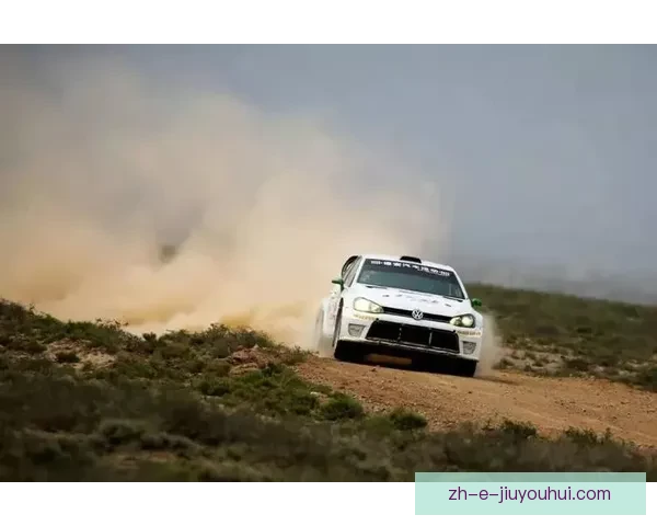 高尔夫联赛风云：球场传奇巅峰对决